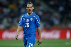 10 jugadores que cambiaron el escudo de su selección
